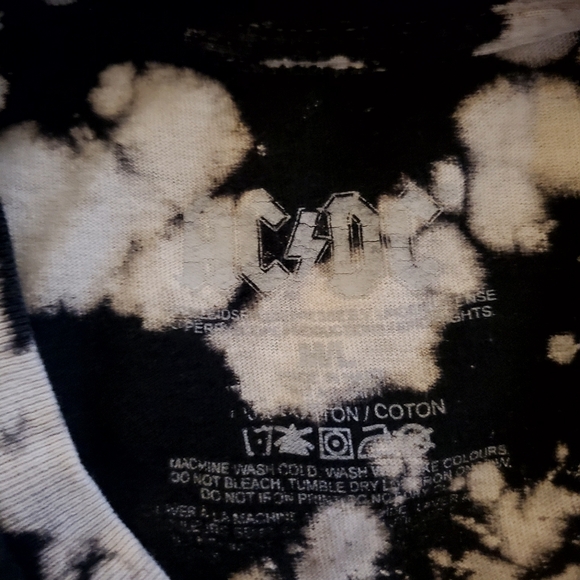 ACDC men's tye die shirt size M/L - Picture 4 of 4